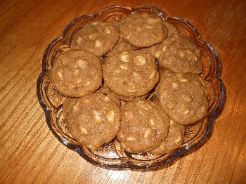 White chocolate Macadamia cookies
